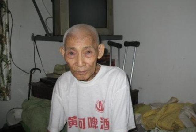 惊世传奇：夫妇失散60年，再婚后发现对方竟是原配，余生相伴12年