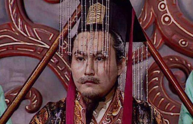 孙权熬死曹操刘备曹丕之后，又忍了3年才敢称帝，他到底怕什么？