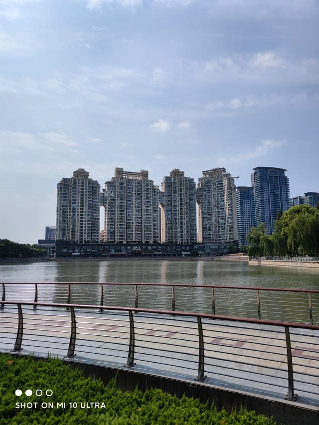 深度：小米徕卡合作真的那么简单吗？1500字长文详解，告诉你真相