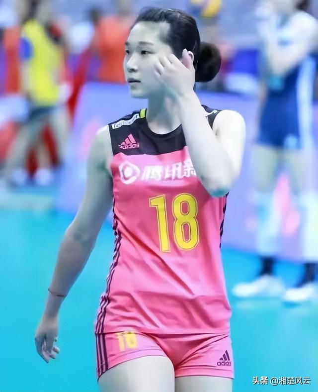 她曾是中国女排主力，甜美小可爱，表现不佳遭网暴，恐难回国家队