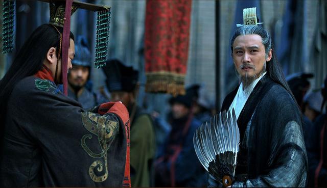 诸葛亮为何无法一统三国，毛主席评价得很到位：他有3个欠缺