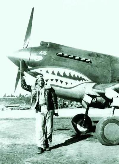 血战长空电视剧大结局宣誓片段（电视剧血战长空剧情分集介绍）