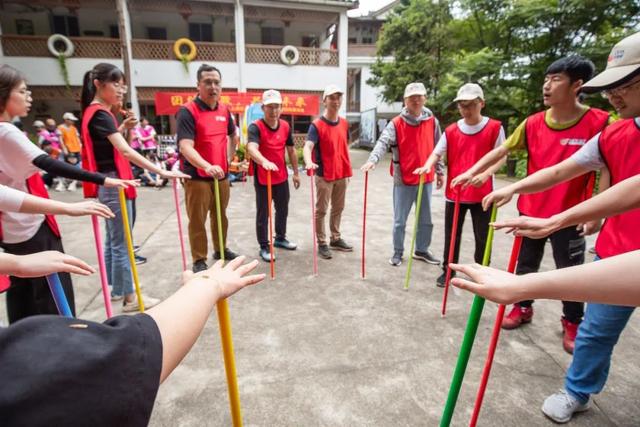 100人左右的团建