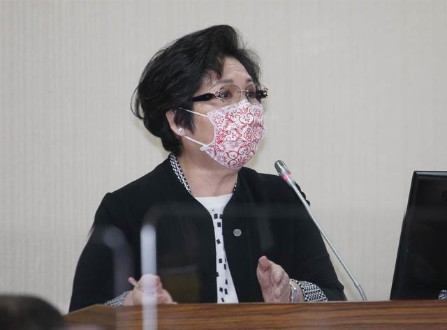 台当局下令惩处中国台北队员黄郁婷，“蓝委”：当局此举极为不妥