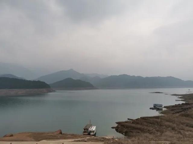 四川•雅女湖