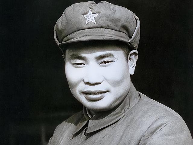 三位总参谋长同框，都是打出来的铁血上将，后辈超过前辈