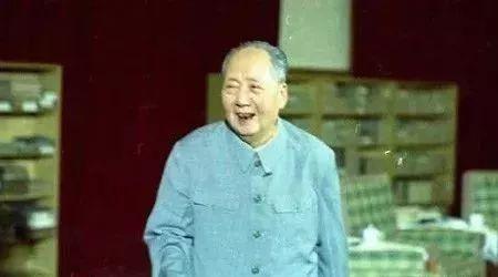1976年，毛主席逝世消息公布的几个小时内，对世界产生多大影响？