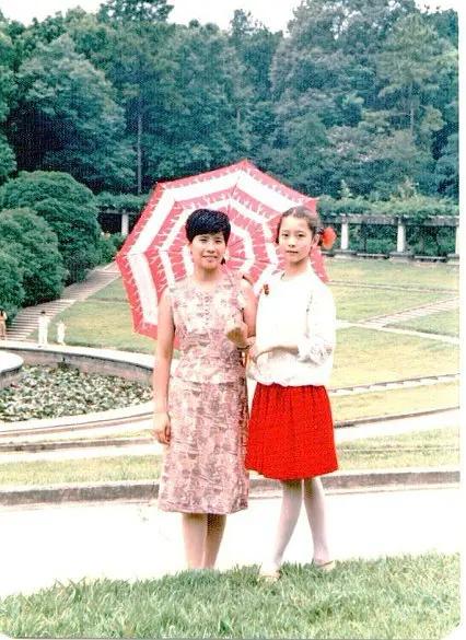 惹怒宋佳，抱黄磊大腿，25岁就结婚生子的海清，为何这么“狂”？