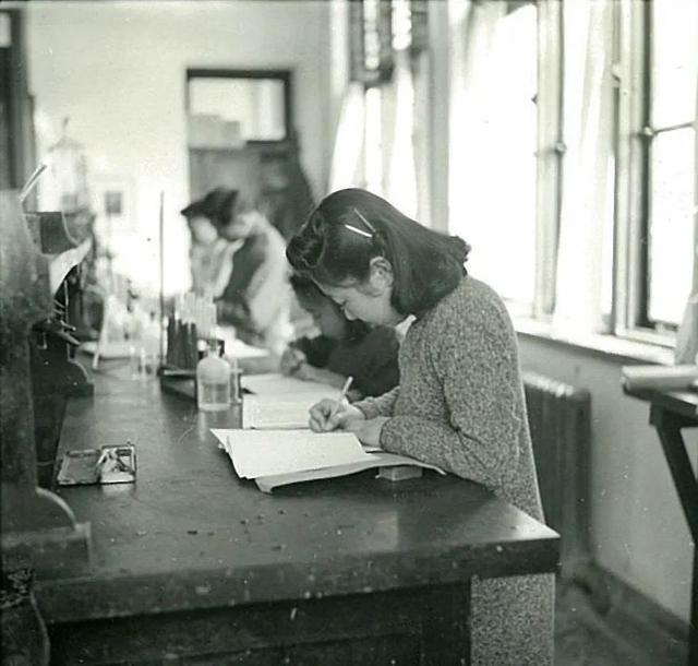 民国罕见老照片：40年代的燕京大学生活