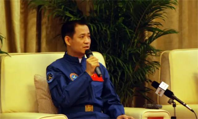 聂海胜妻子聂捷琳：不担心丈夫上太空，深爱丈夫，曾提过离婚