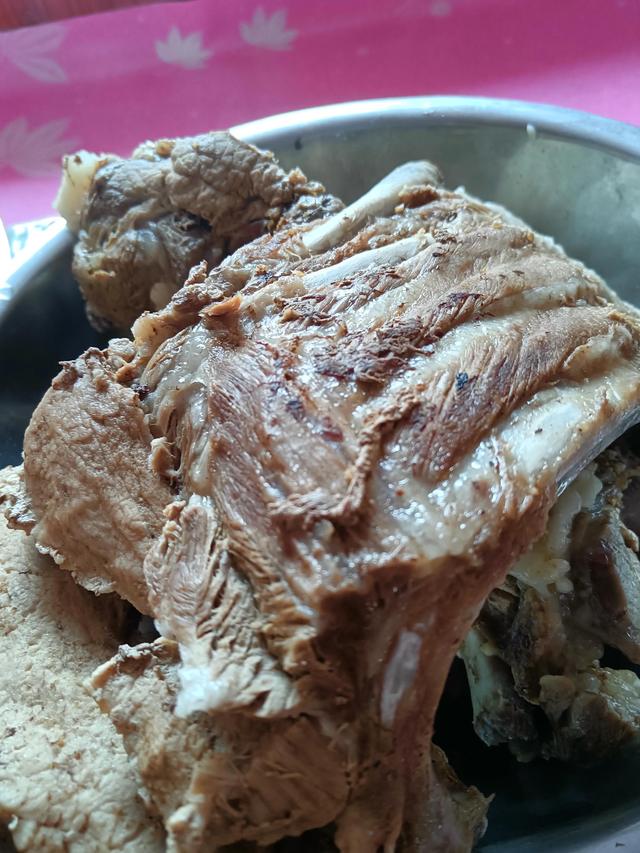 「最新进展」不爱玩手机的人拜年（拜年没事情干只能玩手机）