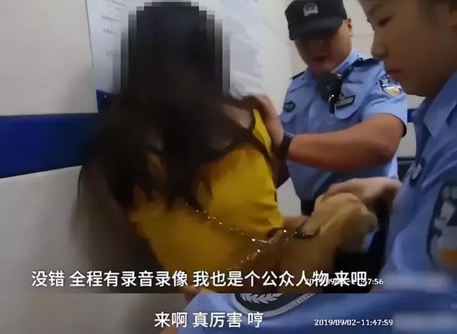让观众不爱看就滚，搞明星特权，蛮横嚣张，18线艺人到底有多狂？