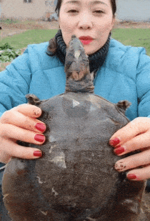 这种无底线奇葩吃播，终于被封杀