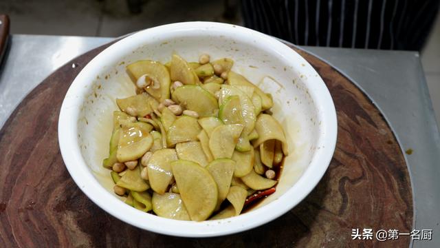 春天干燥易上火，建议多吃8种降火食物，做法简单营养，特别好吃