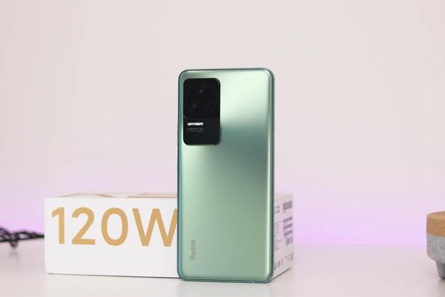 一小时爆销13万台！Redmi K50：天玑8100、2K我都有，但只要2399