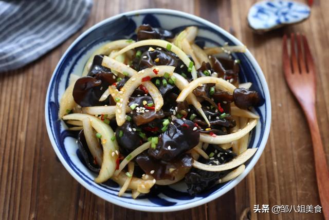 强烈建议中老年人：夏天少吃西瓜，多吃这4种应季菜，对身体好