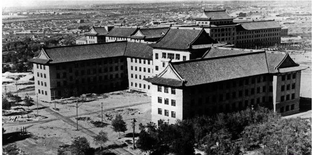 陈赓求情特赦死刑犯，保释后被反映不争气，夜袭检查下达一项命令