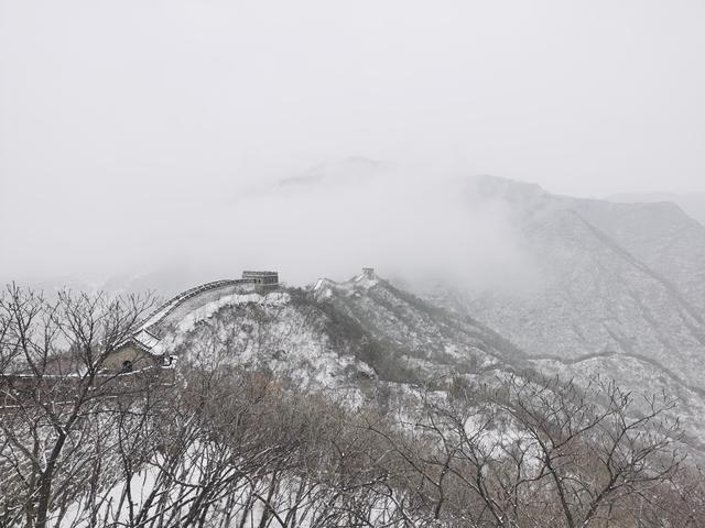 遊北京—雪中的慕田峪長城