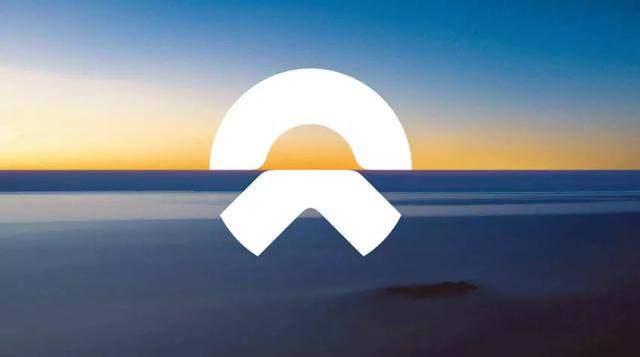 “油车除了能闻点汽油味，还有什么好？”李斌一句话遭来一通骂