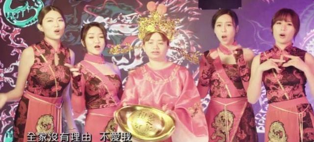 港女星不戴口罩，怒揍拍摄的邻居！攻击画面被曝光，遭判即时入狱