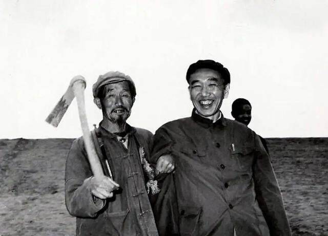1956年，毛泽东叮嘱秘书：有一个人，除我上厕所外，可以随时来见