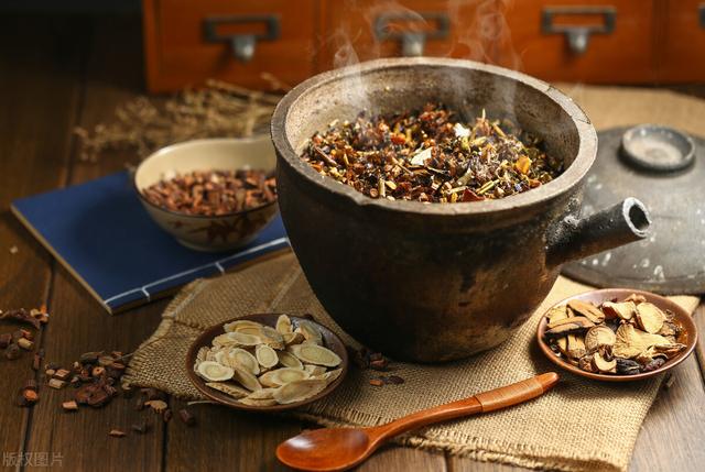高中教師查出三陰乳腺癌！癌癥容易找上哪些職業？有你的工作嗎？
