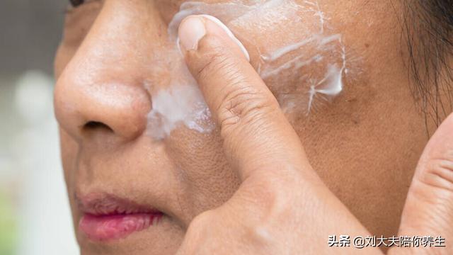 如何把气血补起来？中医送你两味药，让你的脸色红润起来