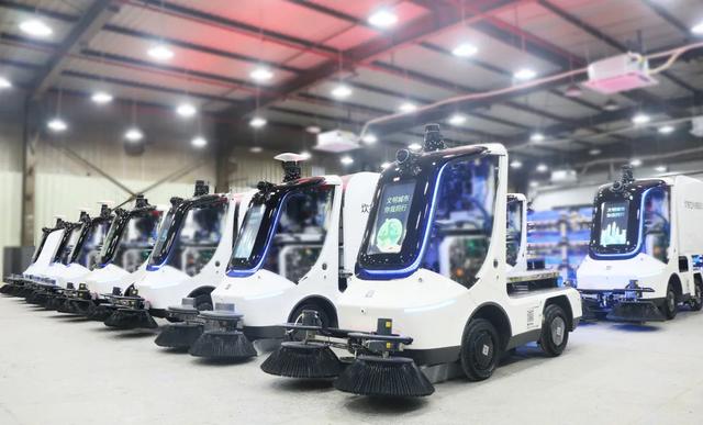 坎德拉环卫机器人实现规模化量产，以实际行动助力缓解环卫压力