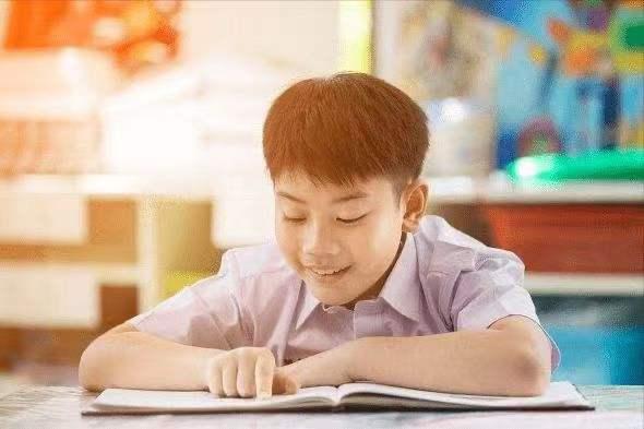 老校长用半年时间，让外孙从班级倒数变成年级前三，经验分享来了