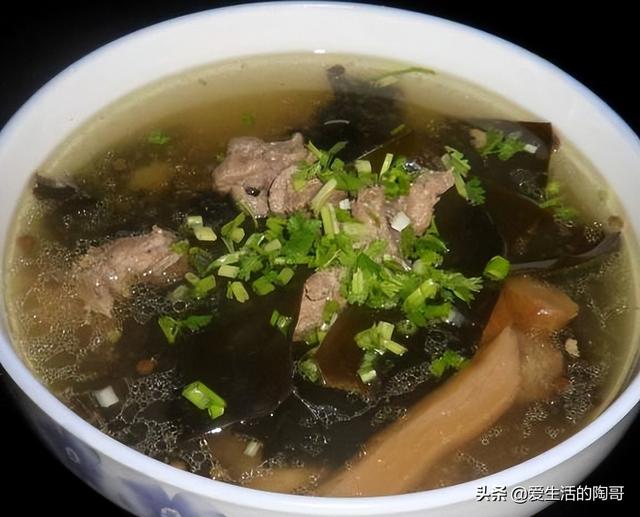 老一辈讲究：立夏食2肉，吃2菜，喝2茶，忌2样，少生病，健康过夏