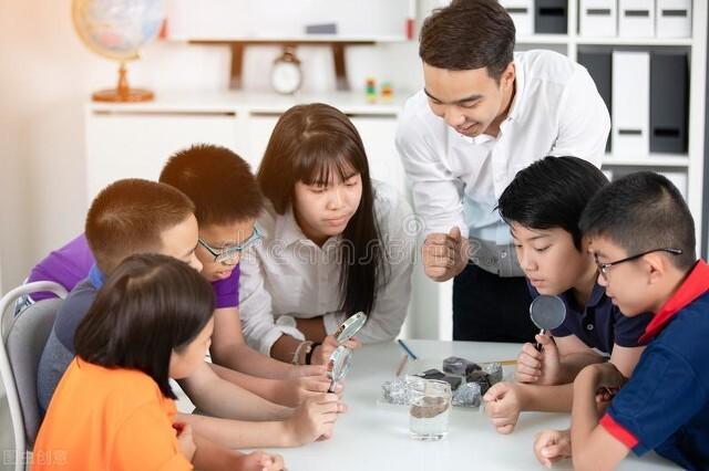 呼吁取消教师寒暑假的声音出现，不见得全是坏事