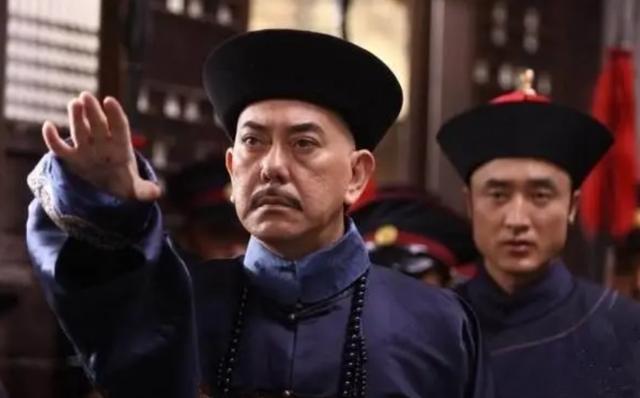 清朝银库看守，靠伤害身体的方式偷银，年入上万两，晚年痛苦而死