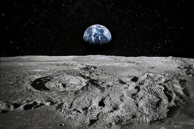 航天员在月球上待一天，地球上是多久？