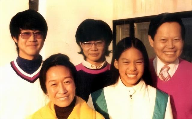 杨振宁原配杜致礼：出身名门的顶级名媛，子女们感谢翁帆的付出