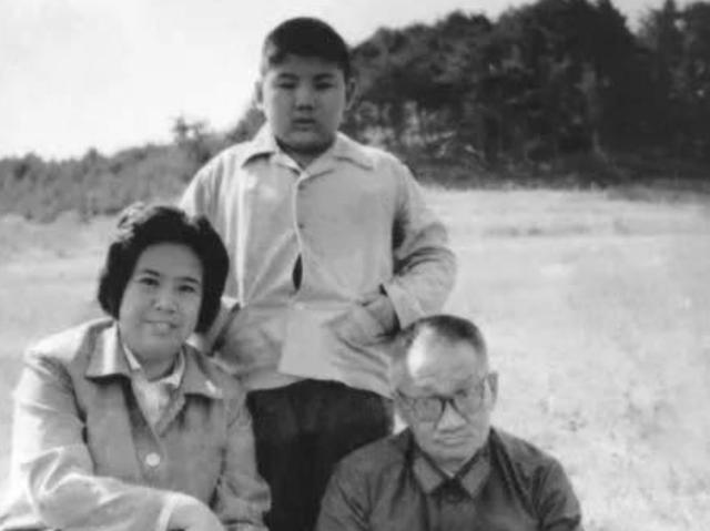 毛主席儿媳邵华，临终前曾嘱咐：我要和婆婆杨开慧葬在一起