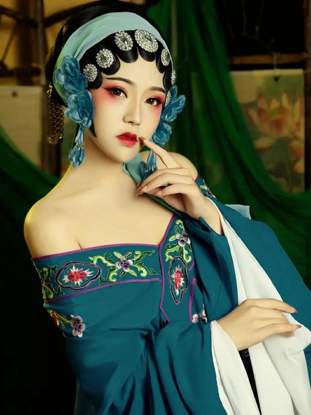 戏曲风是古风纯欲天花板了吧