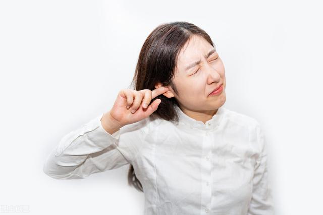 耳聋、耳鸣？王清任一方，三味药泡水，行气活血、通利耳窍