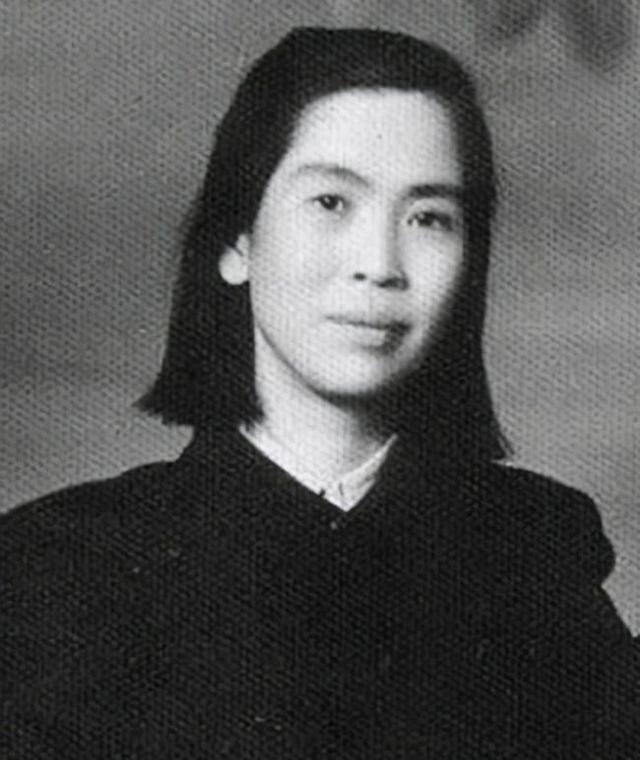 1984年75岁贺子珍病逝，骨灰中惊现坚硬异物，揭开尘封50年的往事