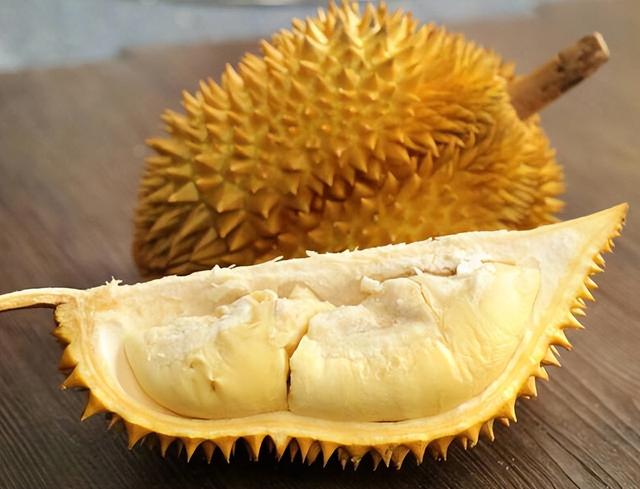 俗语：“一个榴莲顶3只鸡”？医生：不管好坏，五类人别凑热闹了