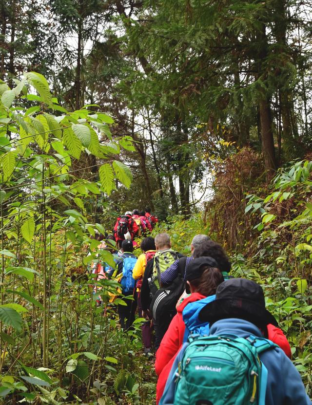 貴州金沙，踏紅軍足迹，觀古道山水，進溶洞探險