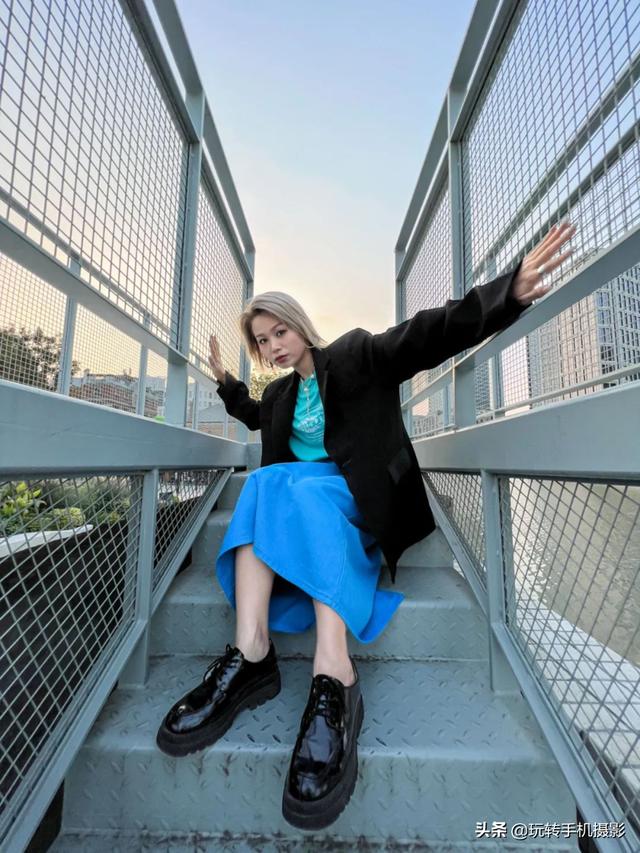手机镜头跟单反有何区别？如果不知道，几千块就真白花了