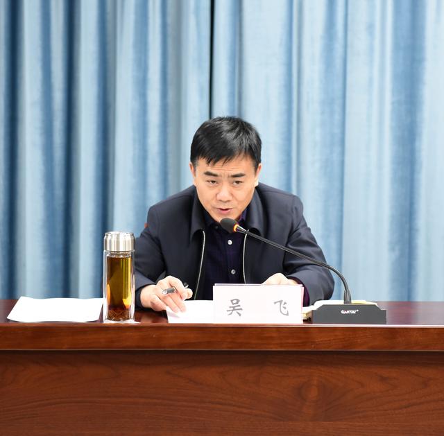 北大教授吴飞呼吁恢复土葬，火葬把人当垃圾处理，是对死者不尊重
