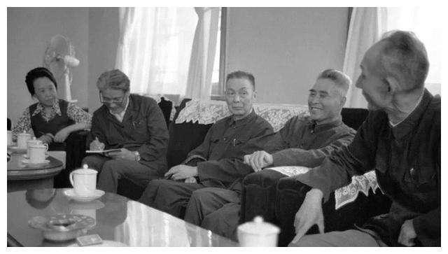 1975年，13人不符合特赦标准，毛泽东：放了算了，事后才知真高明