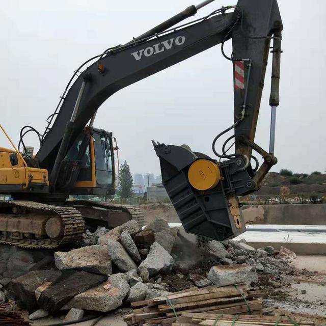 挖掘机破碎机玩具视频_儿童玩具车视频