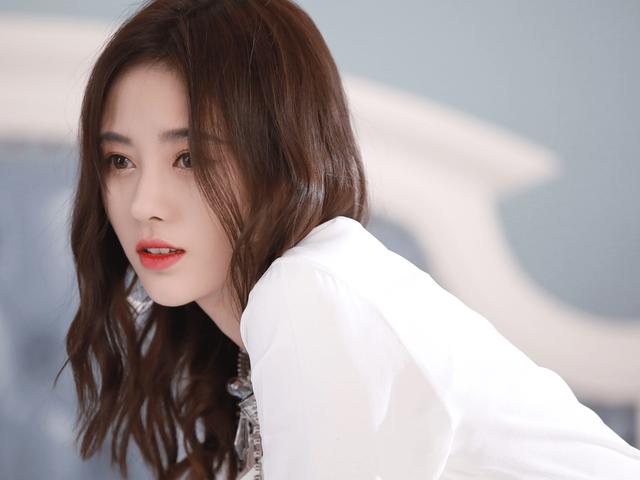 女生身高多高最佳(女生最佳身高是多少)