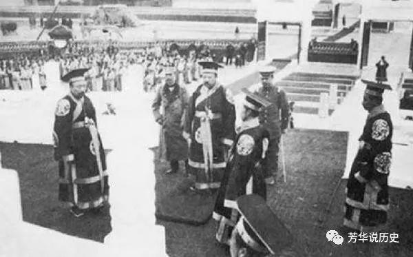 两个手握重兵，却始终没有出兵抗日的军阀大佬，他们到底是谁？