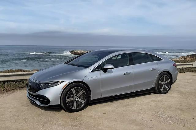 梅赛德斯-奔驰首款旗舰电动汽车2022-EQS