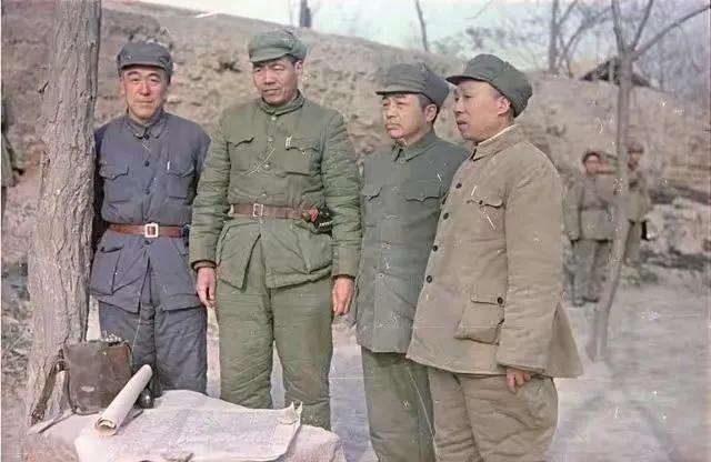 1947年，一位国军司令来到陕北，毛主席说：你给彭德怀当副司令吧