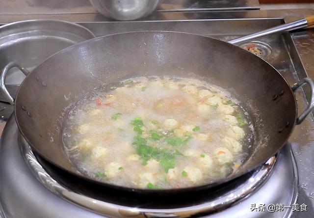 冬天多熬这5种汤，孩子喝了补钙，大人喝了减脂，营养丰富又美味