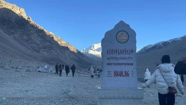 科考队登顶珠峰，意味着中国将在世界气候大会上，掌握重要发言权